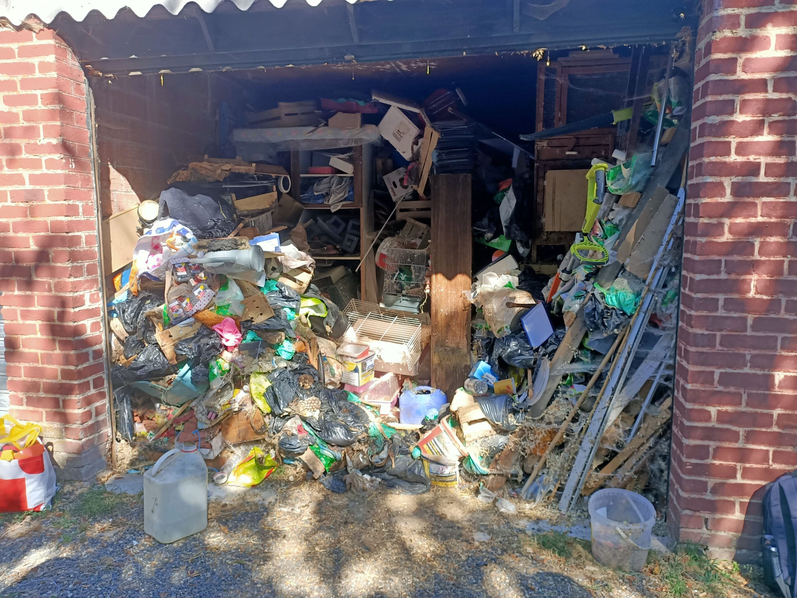Vue d'ensemble du garage à Compiègne